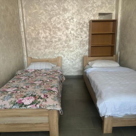 Lejla Lägenhet Podgorica Exteriör bild